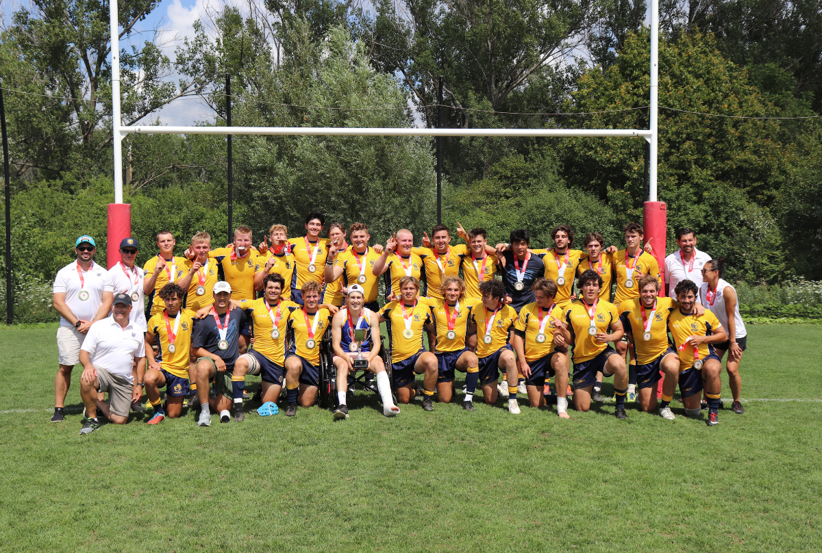 The BC Bears U19 Men's Team poses for a group photo at the 2022 Canadian Rugby Championships
