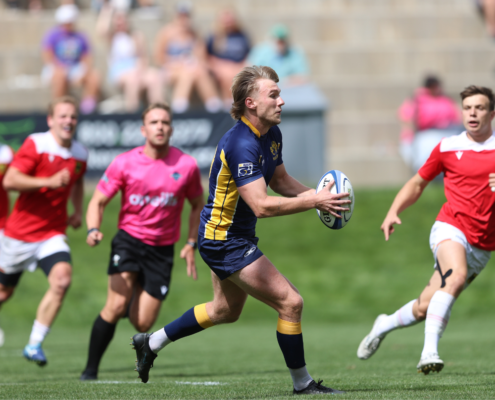 A BC Bears Men's 7s player runs with the ball during the 2022 RugbyTown 7s Shield Final