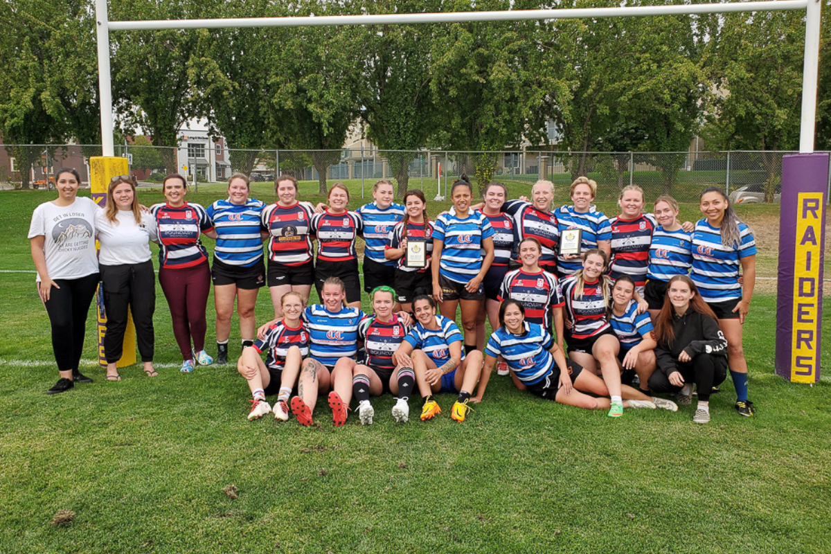 Kelowna Crows and Elk Valley RFC Women's Team pose for a photo at the 2022 Saratoga Cup