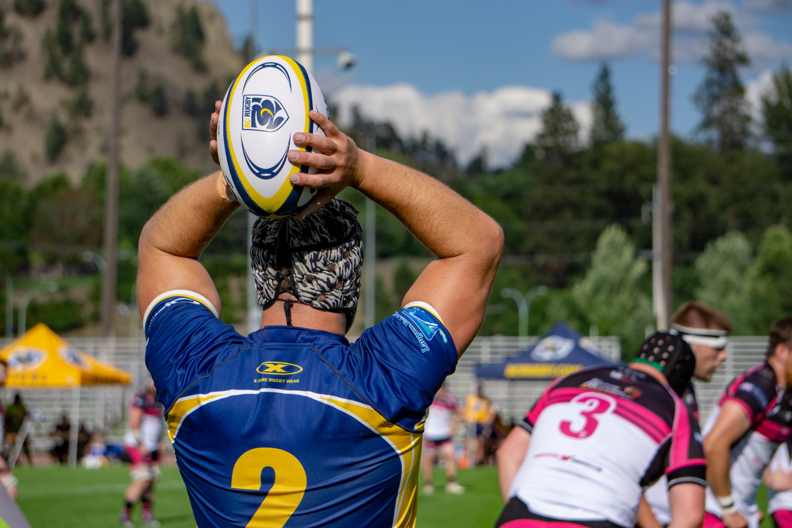 A BC Bears Senior Men's Player gets ready to throw a lineout