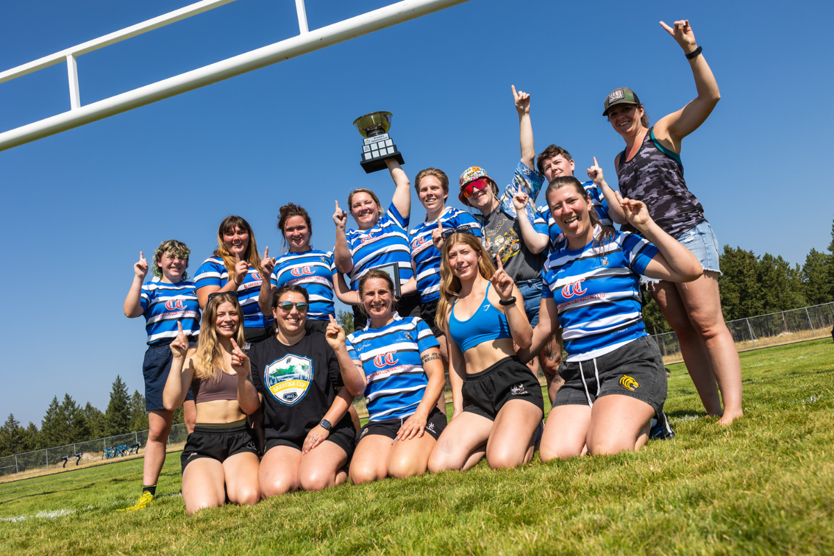 Elk Valley RFC celebrates winning the 2023 Women's Saratoga Cup